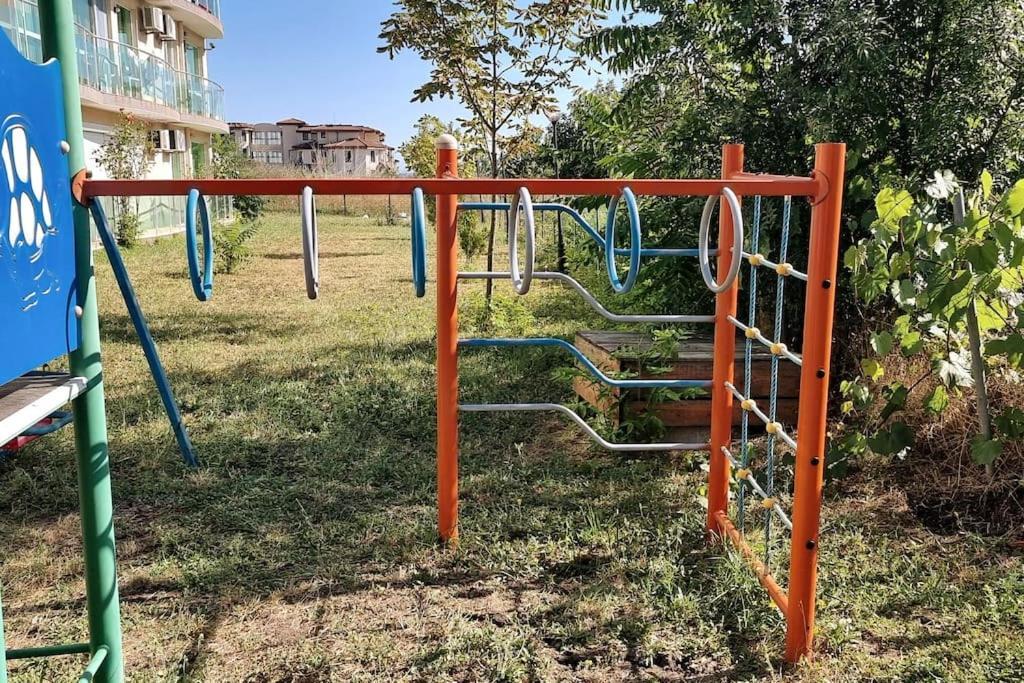 בורגאס Уютен Апартамент Близо До Морето Igroeg מראה חיצוני תמונה